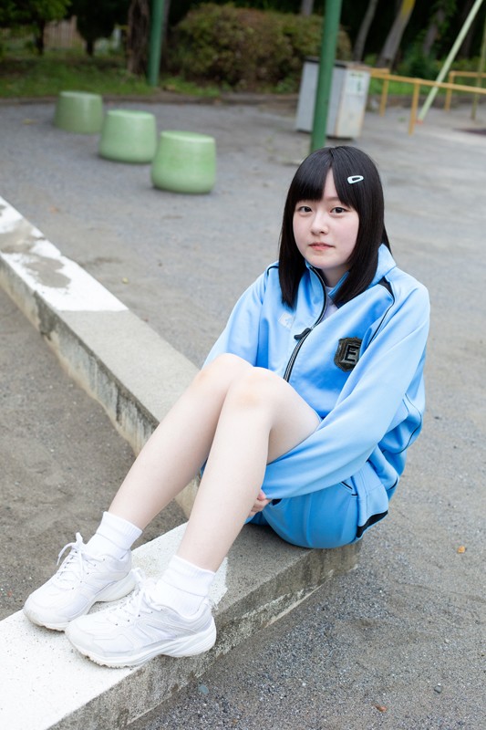 「拝啓、お母さん。いとは変態で(おじさん好みの)エッチな女の子に強●開発されました」 ~処女第2章。初めて感じる女の子のぬくもり、スペレズ、そして男女混合変態3Pへと…~